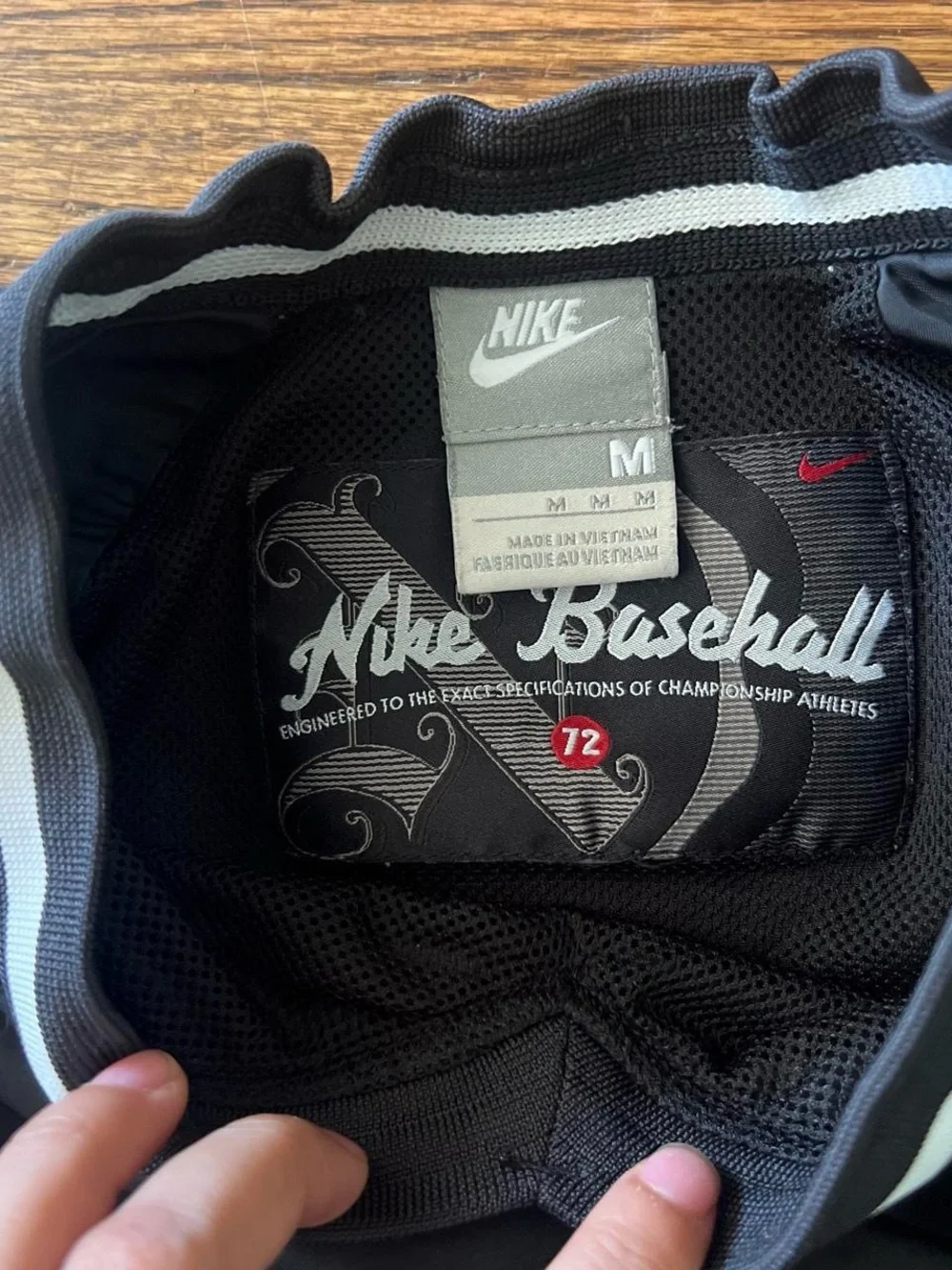 Nike lightweight windbreaker